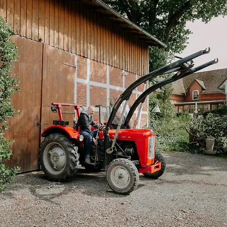 Paerchen Auszeit Am Rande Der Heide Constantia Schwienau